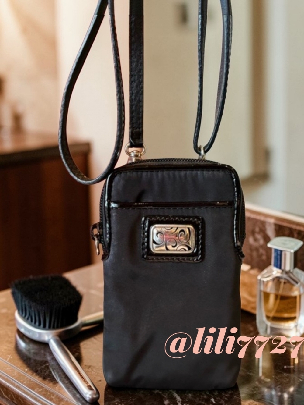 BRIGHTON Crossbody Card Bag WristletCompact accessory Nylon and leather Trim